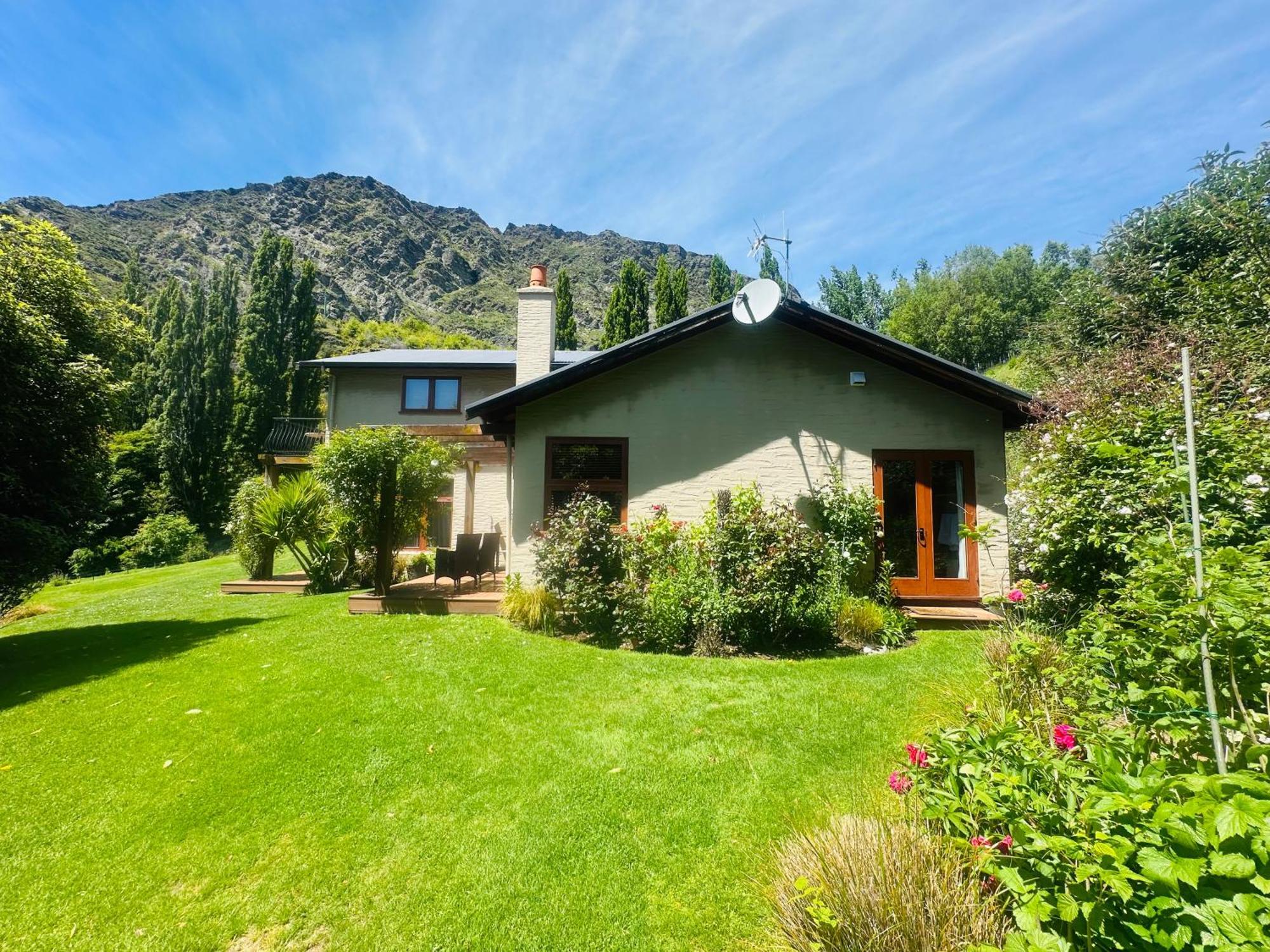 The Canyons B&B Κουίνσταουν Εξωτερικό φωτογραφία
